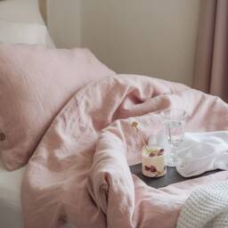 stonewashed Pink Linen Pillowcase With Coconut Buttons - thumbnail 3
