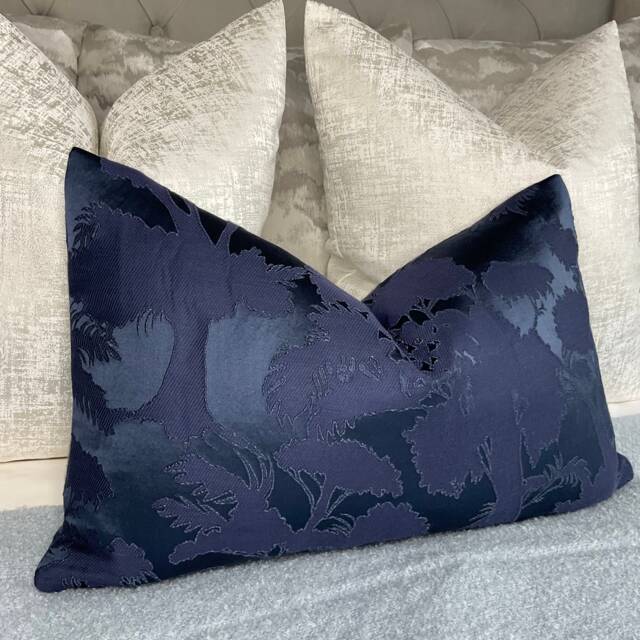 "Contemporary Design Cushion Cover, Pillow Cover 12"" X 20" - image 1