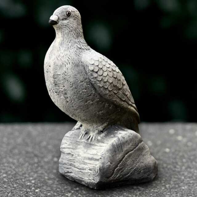 Concrete Dove Statue Stone Peace Bird Sculpture Handmade Garden Decoration Front Door Ornament Cement Symbolic Yard Art - image 1