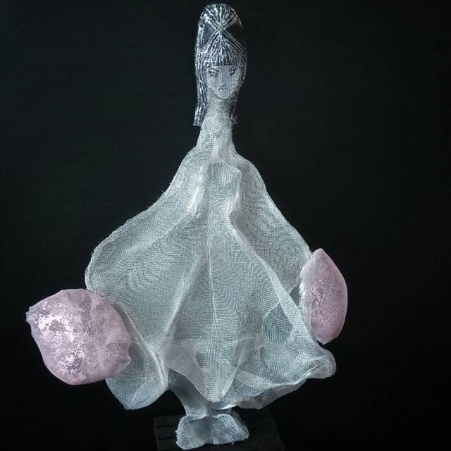 Eurovision Netta Barzilai Toy Song Souvenir Israel Singer Wire Mesh Sculpture Sanding Figurine Contemporary Housewarming Decor - image 1