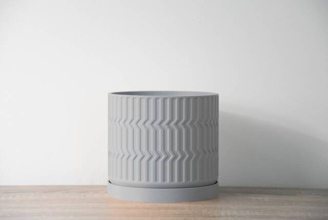 "Mabel Planter With Drainage & Saucer in Gray, Boho 3D-Printed Plant Pot, Small To Large Sizes 4"" 5"" 6"" 7"" 8" - image 1