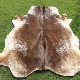 Brown & White Cowhide Rug Brazilian Natural Floor Natural Cowhide Rug Handmade Rugs - thumbnail 2