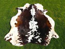 Brown & White Cowhide Rug Brazilian Natural Floor Natural Cowhide Rug Handmade Rugs - thumbnail 1