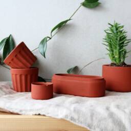 Handmade Terracotta Concrete Planter - Minimalist Oval Succulent Pot - thumbnail 3