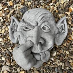 Stone/ Concrete Gargoyle Ogre Face Nose Picking Hanging Garden Ornament Statue - thumbnail 2