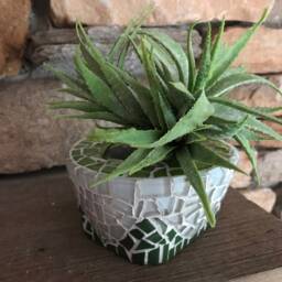 Honeydew Melon Planter - thumbnail 4