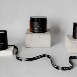 Amber Noir Soy Candle Luxury Black Matte Jar, Wooden Wick - thumbnail 2