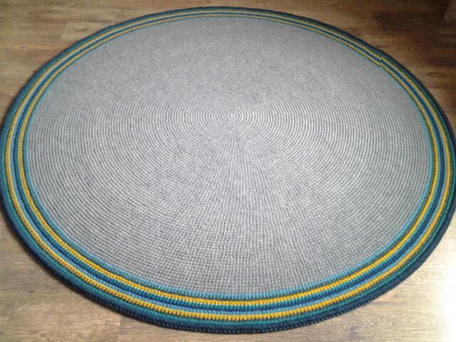 Handmade Round Wool Rug Modern Crochet Rug, Custom Colors - image 1