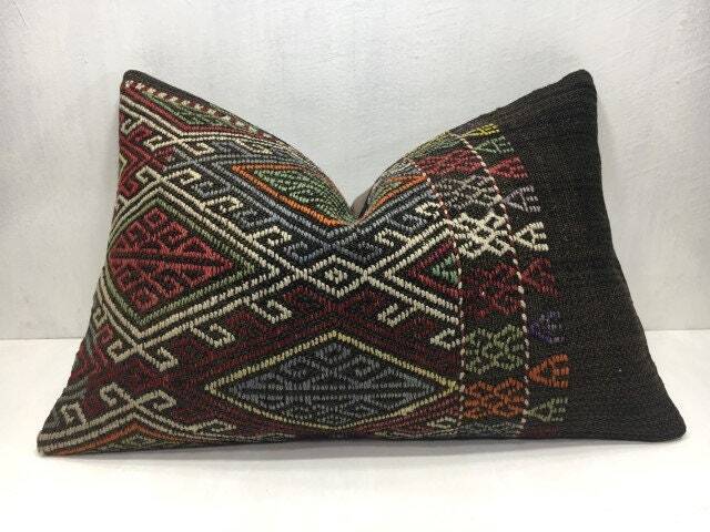 Vintage Kilim Pillow Cover, Bohemian Handwoven Turkish Cushion - 16x24 - image 1