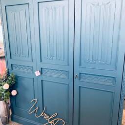 Painted Blue Triple Wardrobe - thumbnail 3