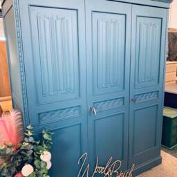 Painted Blue Triple Wardrobe - thumbnail 2