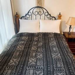 Extra Large Black Mudcloth Throw Blanket Handwoven African Textile, Bohemian Decor - thumbnail 2