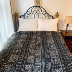 Extra Large Black Mudcloth Throw Blanket Handwoven African Textile, Bohemian Decor - thumbnail 3