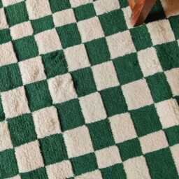 Handwoven Green & White Checkered Wool Rug, Pet-Friendly - thumbnail 3