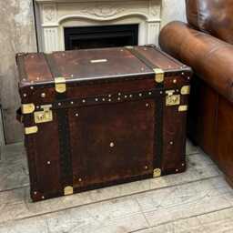 Steamer Style English Travel Trunk Living Room Coffee Storage Table - thumbnail 2
