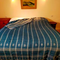 Handwoven Woollen Blanket Dyed in Natural Indigo King Size - thumbnail 2
