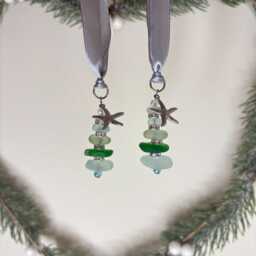 Handmade Stacked Sea Glass Christmas Tree Decoration, Starfish Charm - thumbnail 4