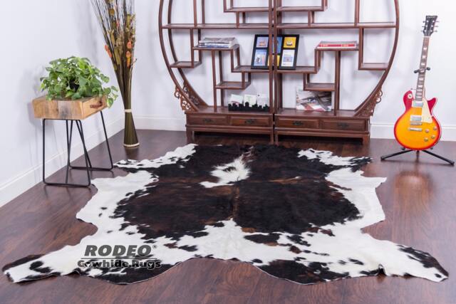 Dark Tricolor White Belly Cowhide Rug Cowhides L/xl/xxl - image 1