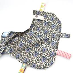Baby Cuddly Blanket, Blanket in Purple/Pink/Blue - thumbnail 3