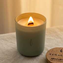 Carnelian Crystal Soy Candle, Wooden Wick Aromatherapy, Lemon Jasmine Vanilla Fragrance - thumbnail 3