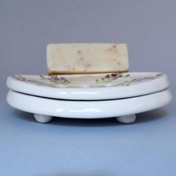 Pink & Purple Ceramic Soap Dish Set Retro Floral Self-Draining Tray - thumbnail 2