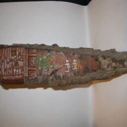 Lakeside Cottage in Bark - thumbnail 2