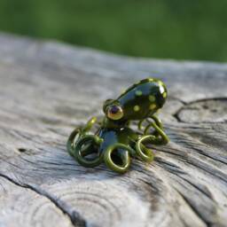 Blown Glass Green Octopus Glass Figurine Ocean Kraken Figurine - thumbnail 4