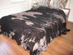 Velvet Ruffled Bedspread - Queen Velvet Bedding Bed Cover- 120x120 Oversize King Spread Pink Blue Ivory Teal Green Purple - thumbnail 4