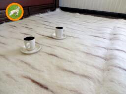 Handwoven White Wool Rug Shaggy Scandinavian Lizhnyk Throw - thumbnail 1