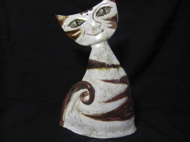 Cat Xvi - image 1