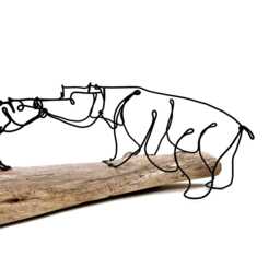 Mama Bear & Cub Wire Sculpture Minimalist Art, Driftwood Base - thumbnail 2