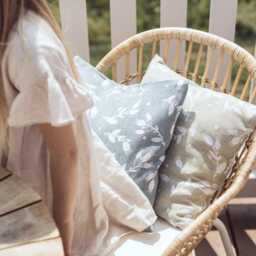 Jacquard Linen Pillowcase Rosehips Botanical Olive Green Cover - thumbnail 2