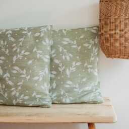 Jacquard Linen Pillowcase Rosehips Botanical Olive Green Cover - thumbnail 1