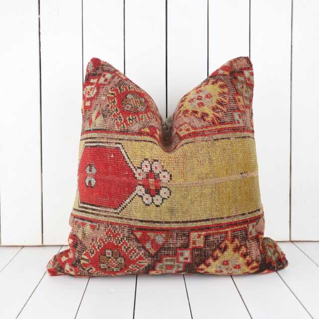 Vintage Turkish Kilim Pillow Cover, Handmade Home Decor - 20x20 Inch - image 1