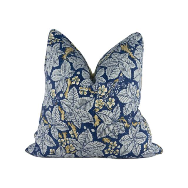 William Morris - Bramble Indigo/Mineral Stunning Self Piped Designer Cushion Cover Home D??cor Throw Pillow - image 1
