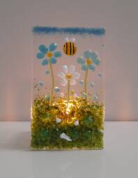 Handmade Fused Glass Daisy Tea Light Holder With Bee - thumbnail 1