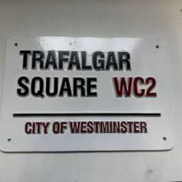 Trafalgar Square Street Sign - London Wall Plaque Cast Aluminium Vintage British Decor - thumbnail 2
