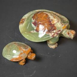 Green Calcite Turtle Sculpture, Metaphysical Stone, Animal Collectible