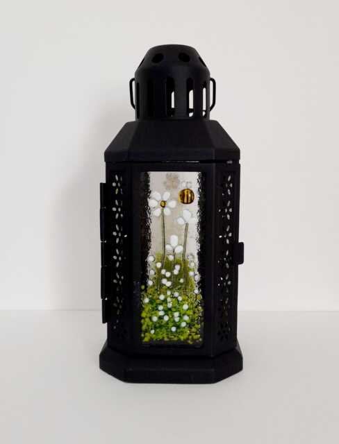 Fused Glass Lantern White Daisies & Bee Tealight Holder Flowers - image 1