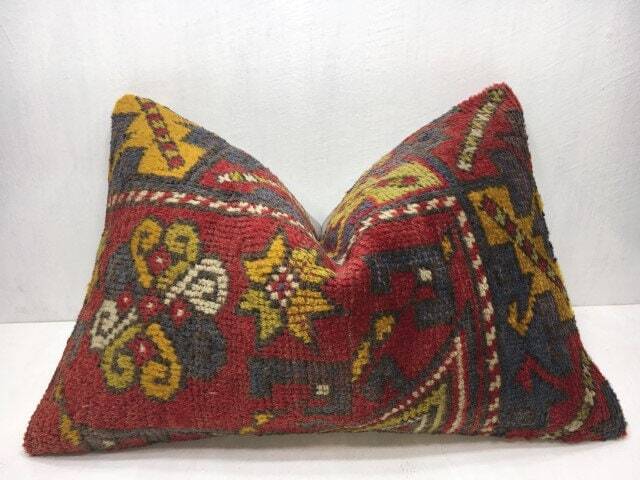 Vintage Handwoven Turkish Kilim Pillow Cover, Bohemian Accent - 16x24 - image 1