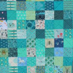 Queen Size Custom Patchwork Quilt, Traditional Bedding, You Choose The Colours - thumbnail 2
