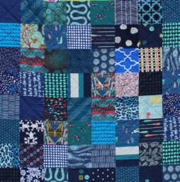 Queen Size Custom Patchwork Quilt, Traditional Bedding, You Choose The Colours - thumbnail 1
