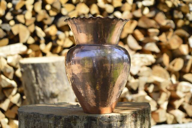 Artisan Crafted Copper Flowerpot - Elegant Handmade Vessel - image 1