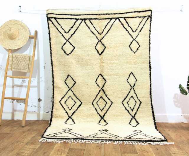 Handmade Wool Berber Rug, Moroccan Style, Boho Living Room Decor - image 1