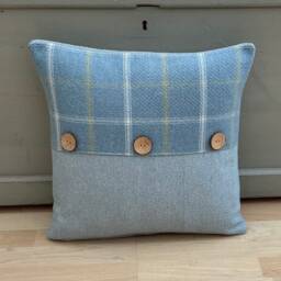 Handmade Balmoral Blue Cream Tartan Tweed Plaid Wool Effect Fabric Pair Of Duck Feather Cushion Pillow With Coconut Buttons - thumbnail 2