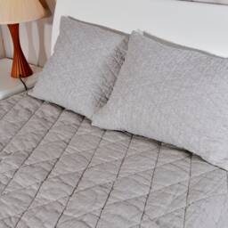 Quilted Linen Pillowcases - Set Of 2 Stonewashed Flax With Zipper - thumbnail 3