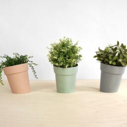 Distorted Stoneware Planter, Modern Skew Design, Handmade in Netherlands - thumbnail 3