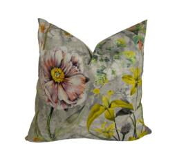Designers Guild - Fritillaria Peony Cushion Cover Throw Pillow Designer Home Decor - thumbnail 1