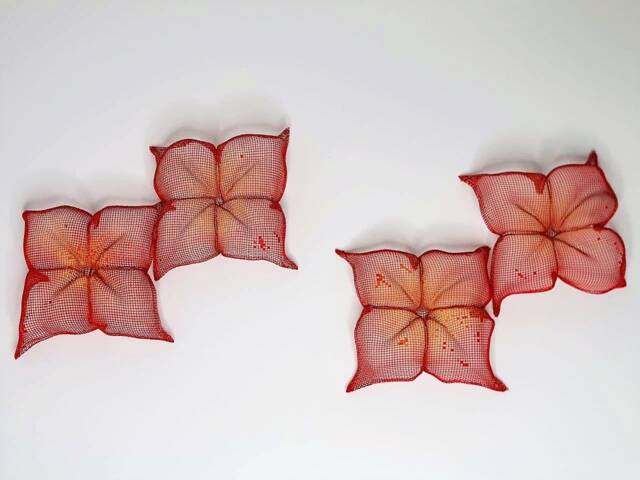 Set - Decorative 3D Metal-Wire-Mesh Wall Hanging - Flower Art Sculpture Yellow-Orange/Red-Yellow Pink-Gold Turquoise-Gold - image 1
