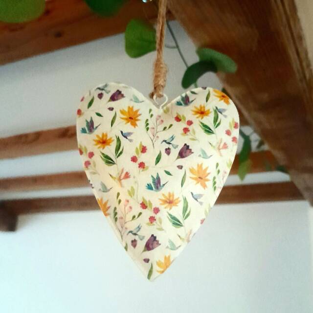 Metal Hanging Heart Decoration With Meadow Flowers - The Home & Hearts Shop Rustic Shabby Wedding Gift Christmas - image 1